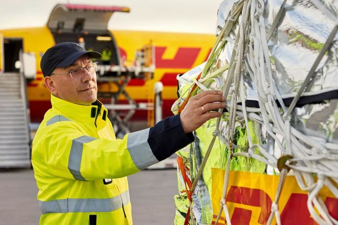DHL aumenta su capacidad ae&#769;rea y prepara su red para la peak season