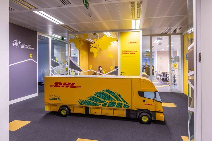 La Connected Control Tower de DHL en Madrid celebra aniversario