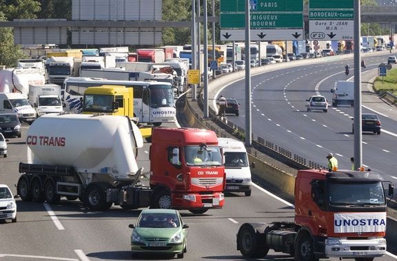 Solutrans aborda la conectividad entre camiones