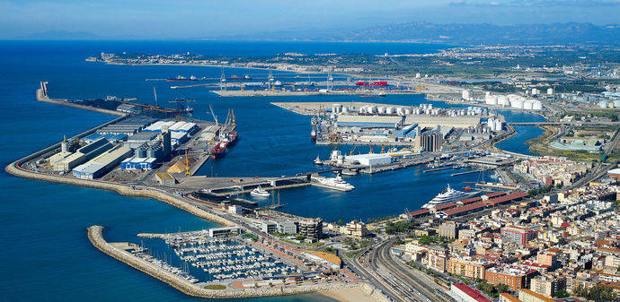 Puerto de Tarragona.