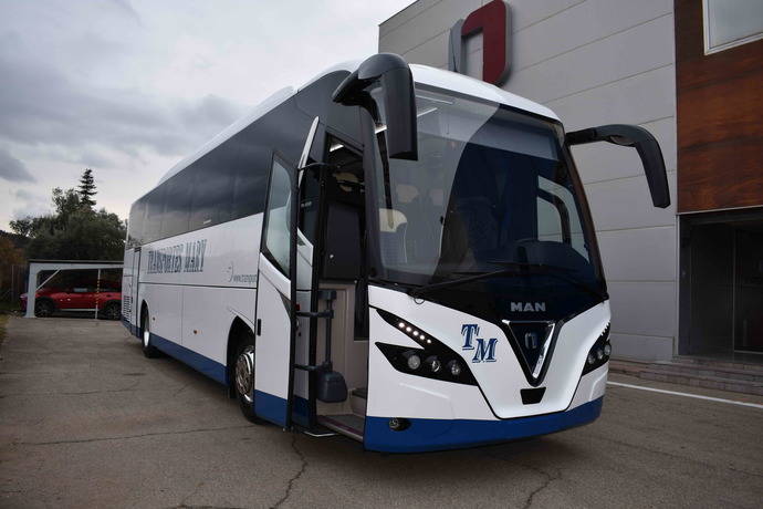 El nuevo autocar de Transportes Mary.