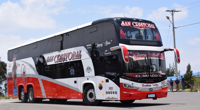 Miral lanza el primer dos pisos hecho en Ecuador, y probado por San Cristóbal