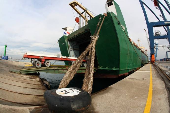 El puerto de Castellón triplica el tráfico Ro-Ro en Febrero