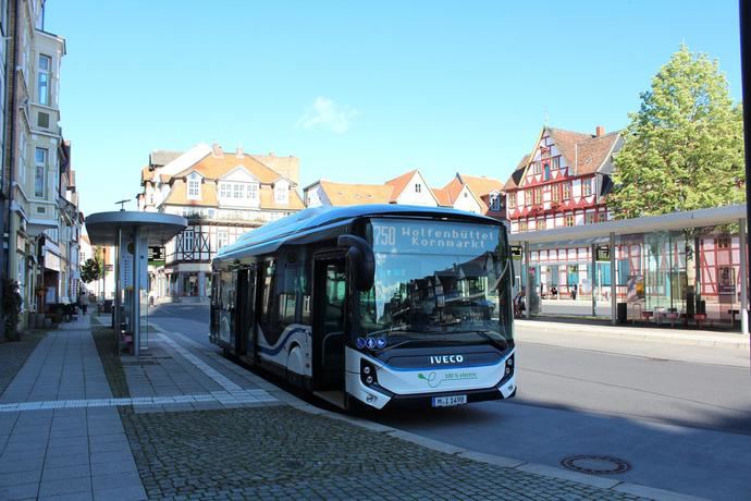 Iveco Bus presenta en el IAA 2022, sus soluciones de transporte eficiente