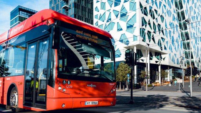 Confebus pide al Gobierno política integral de transporte que impulse el autobús