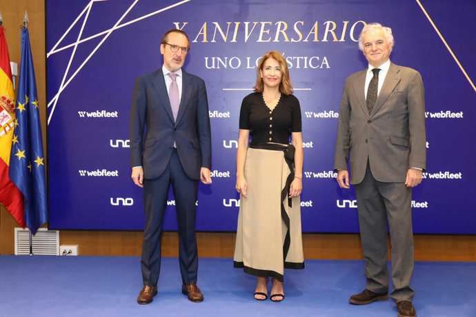 La ministra de Transportes preside el 10º aniversario de UNO