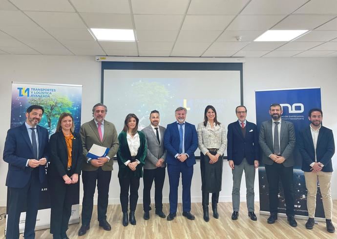 Aumenta presencia de mujeres en roles técnicos en transporte y logística