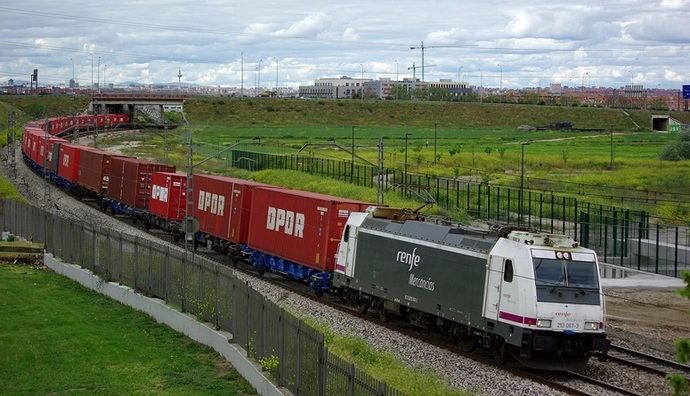 Mitma concede 26,1 millones de euros para incentivar el transporte ferroviario de mercancías