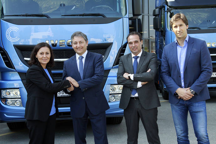 Casais y Cia compra 18 Iveco Stralis NP 400 GNL, en su paso al gas natural