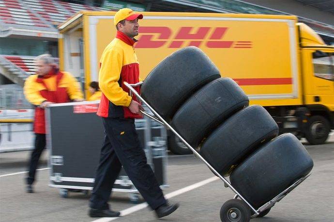 cobertura Ofensa amor La compañía DHL hace entregas para la Fórmula 1 en España | Nexotrans