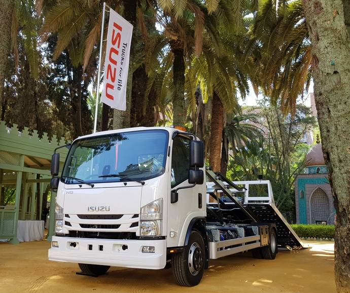 El nuevo camión de Isuzu, NQR95.