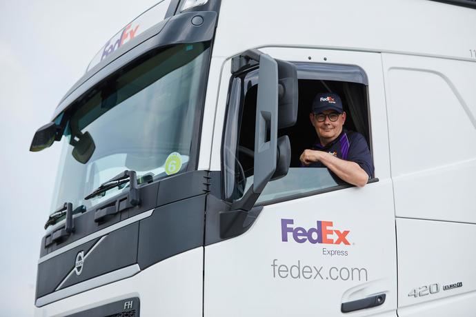 FedEx Express comienza a utilizar gasóleo renovable en larda distancia