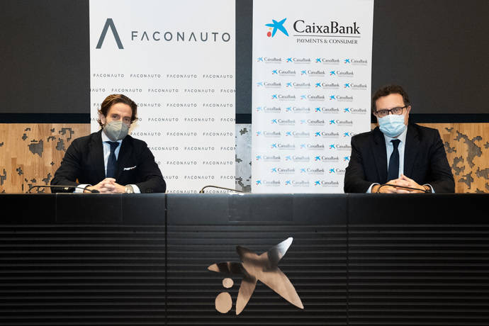 Faconauto y CaixaBank impulsan la formación entre los concesionarios