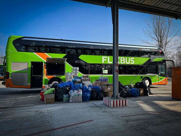 Flixbus pone viajes gratuitos a disposición de los refugiados ucranianos, desde Polonia y Rumanía