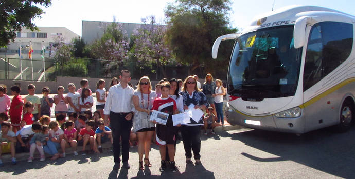 Autobuses Paco Pepe organiza un concurso en los colegios de Málaga para concienciar sobre seguridad vial