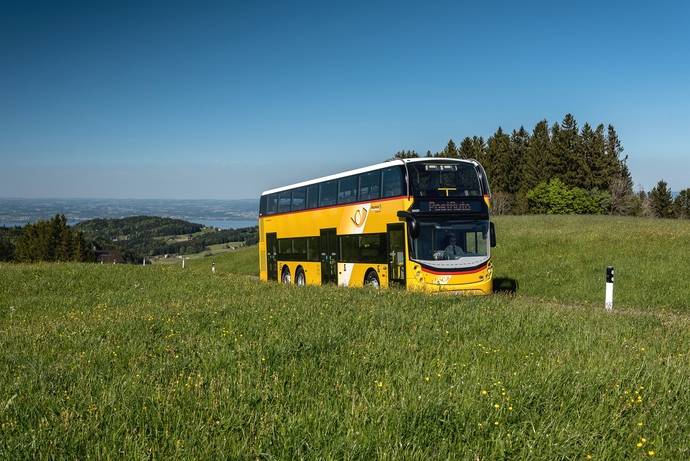 Renovación de los autocares de dos pisos de PostBus en Suiza