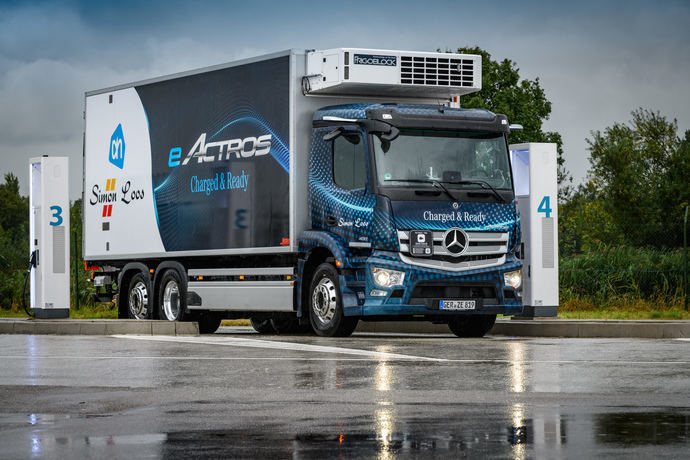 eActros y Actros L de Mercedes-Benz presentes en el evento 'Driving Exprience'