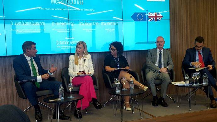 Gil Stauffer en la mesa redonda de KPMG sobre Brexit en Madrid.