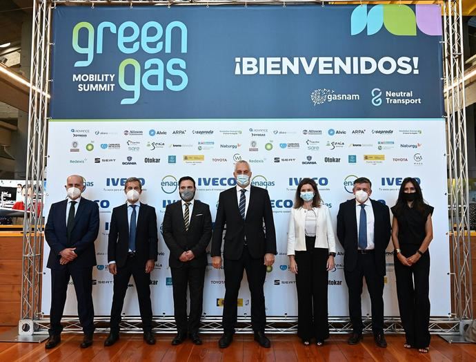 'Tenemos que actuar ya, el gas natural en el transporte es la única alternativa actual'