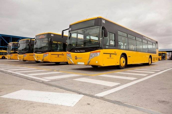 Imagen de archivo de autobuses de Guaguas Municipales.