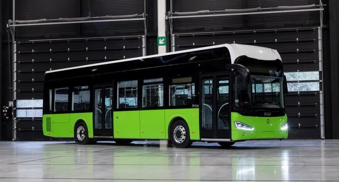 43 autobuses y autocares Irizar para Guimarães