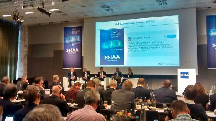 La VDA muestra en la previa de la IAA el camino hacia el futuro del Sector