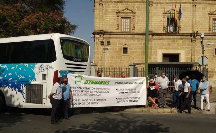 Atedibús exige incorporarse al Sector turístico y recibir los tres millones del escolar