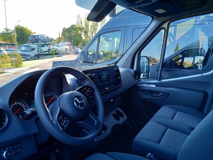 La Mercedes-Benz Sprinter está preparada para afrontar los desafíos diarios a los que la sometan