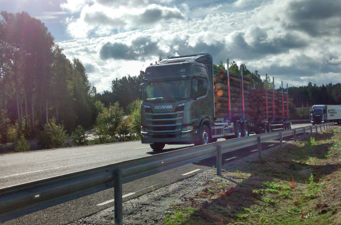 Scania fabrica su nueva generación de camiones mirando a la cara al futuro