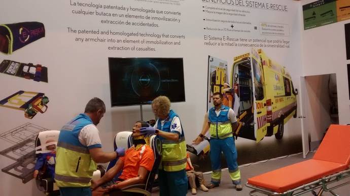 Demostración de uso del sistema para reducir el tiempo de salida del autobús ante accidentes, E-Rescue.