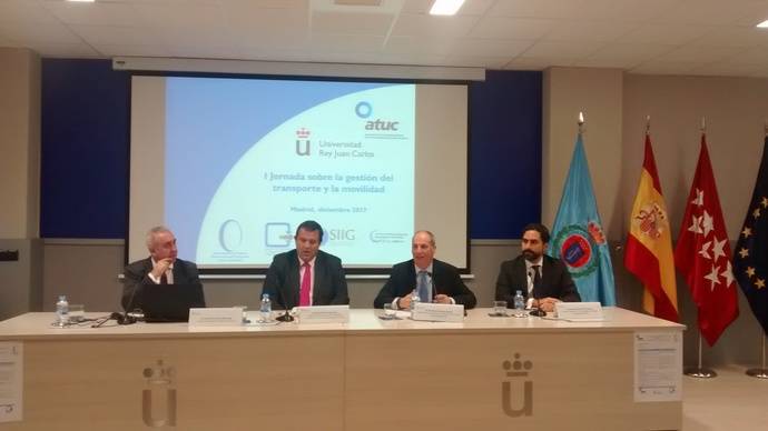 Jacobo Kalitovics, David Perez, Heriberto Suárez y Joaquín Sánchez, durante la primera mesa redonda del día.