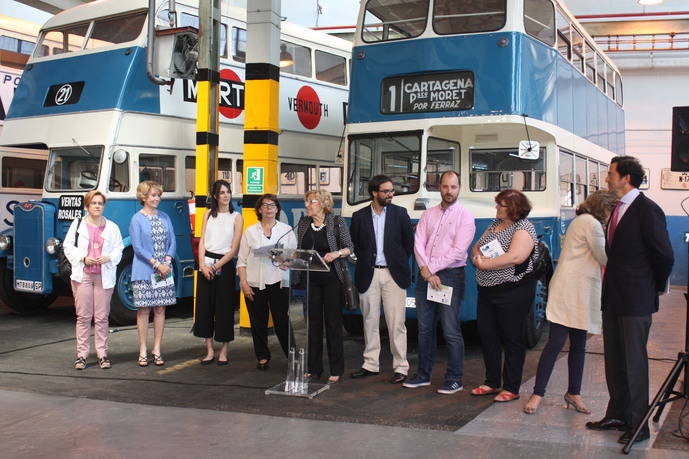 Carmena presenta el Museo de la EMT y la semana 'EMT hace Madrid'