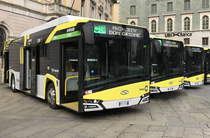 Presentación de los nuevos Solaris de Bérgamo.