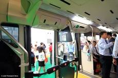 El concept-bus de Singapur con puertas Masats