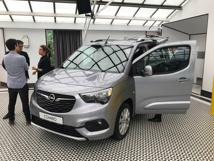 Opel presenta su nueva furgoneta familiar, el Opel Combo Life
