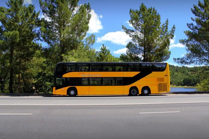 Unvi entrega de 25 unidades de dos pisos SIL para Svenska Neoplan