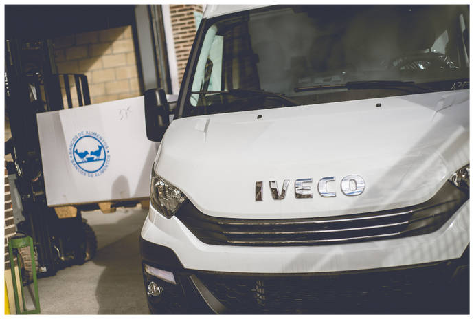 Iveco Valladolid recauda 3.000 kilos de alimentos