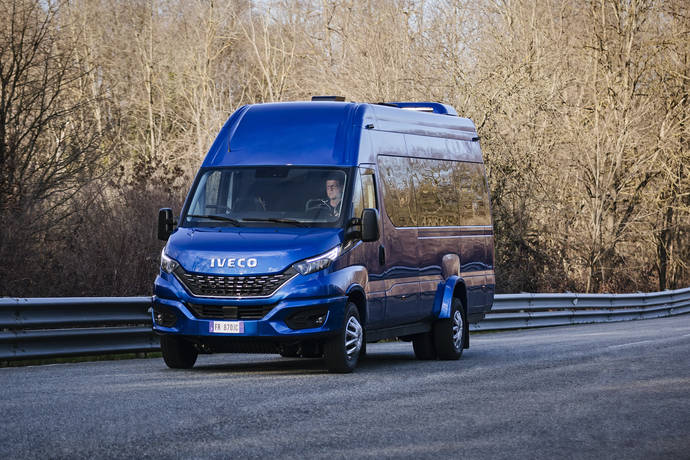 Iveco Daily Minibus, nueva perspectiva del transporte de pasajeros