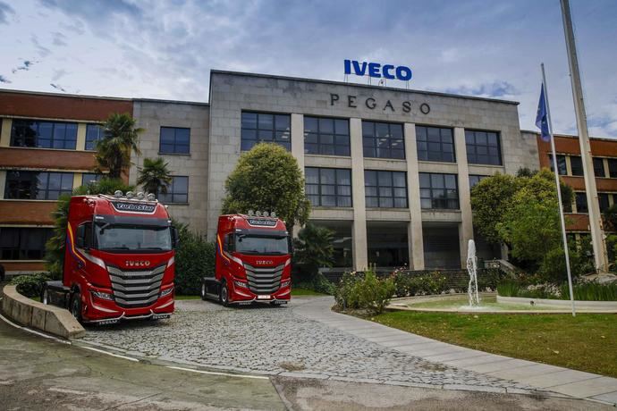 Los primeros cinco Iveco S-Way TurboStar se entregan en Madrid