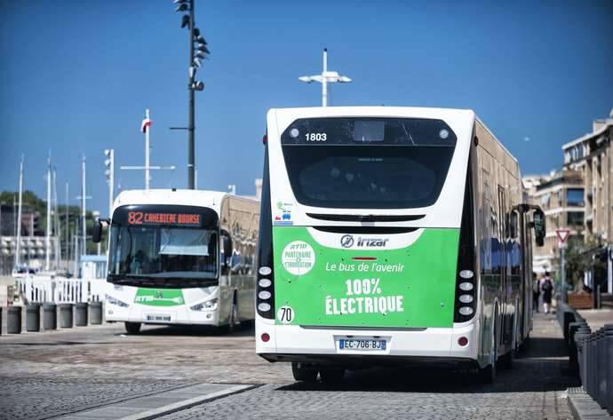 Seis autobuses Irizar i2e inauguran la primera línea eléctrica de Francia