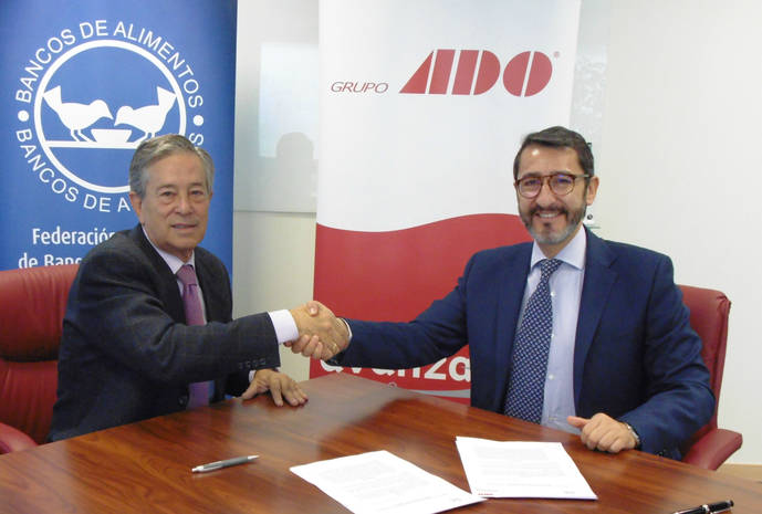 Juan Raúl Sanz Jiménez, director general de Banco de Alimentos y Luis Fernando Lozano, presidente de ADO Avanza.