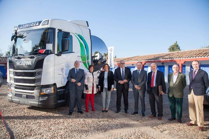 Scania aclara dudas sobre el gas natural en el transporte en una jornada