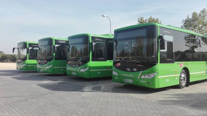 Las nuevas unidades KING LONG E12 CLASE II de Empresa Boadilla.