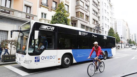 Oviedo trata de mejorar el transporte público escuchando a sus habitantes