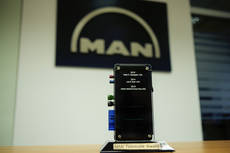 MAN Truck & Bus Iberia recibe el TeleMatics Award por su excelencia de servicio