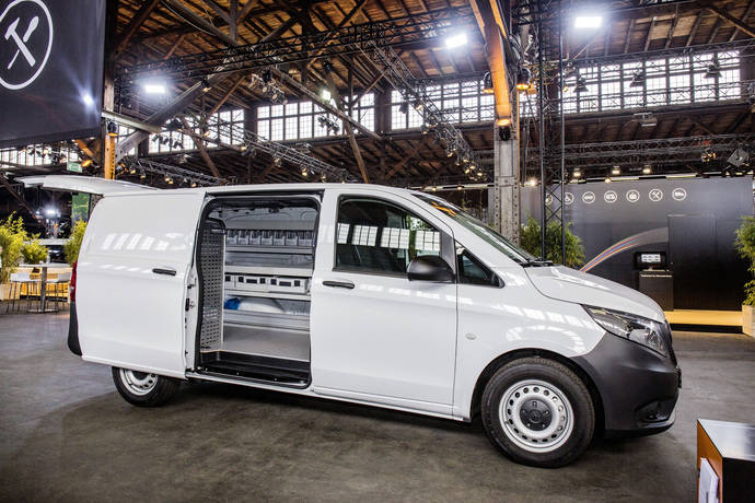 Mercedes-Benz Vans Solutions, furgonetas carrozadas ‘Prêt à porter’, listas para llevar