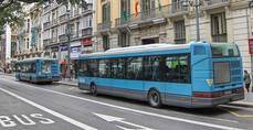 Autobuses urbanos circulando por Málaga