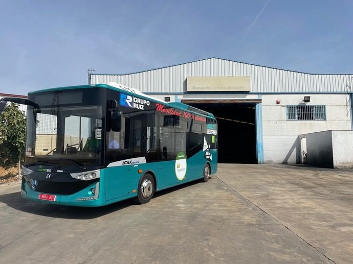 Transportes Urbanos de Linares realiza pruebas con un microbus eléctrico