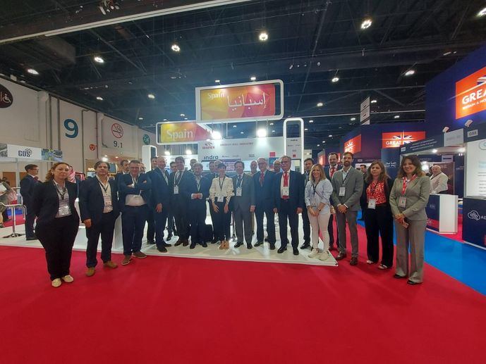Diez empresas españolas participan en el congreso Middle East Rail