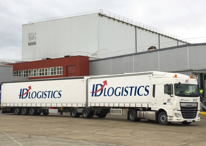 Un megacamión de ID Logistics.